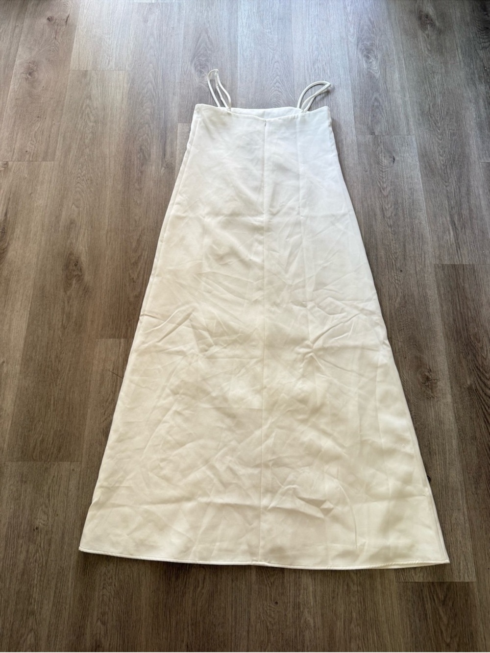 elliatt nolana white 3d floral applique bridal maxi gown dress size medium NEW - Picture 10 of 15